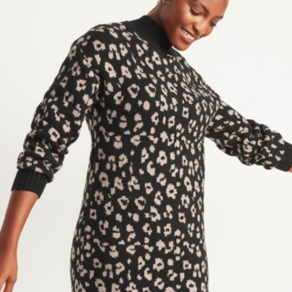 NWT Leopard-Print Mock-Neck Sweater Shift Dress - Picture 5 of 7